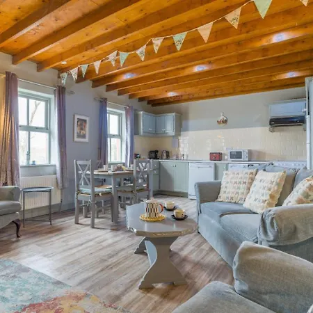 Holiday home 2 Bed In Wellingtonbridge Oc-ii03414 Nelson Bridge