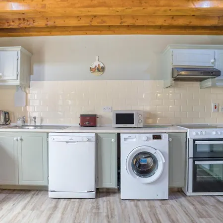 Holiday home 2 Bed In Wellingtonbridge Oc-ii03414 *